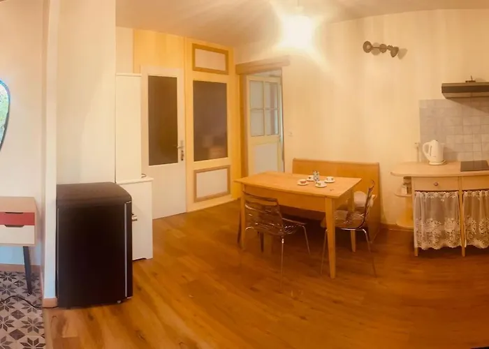 Petit Appartement Au Rez